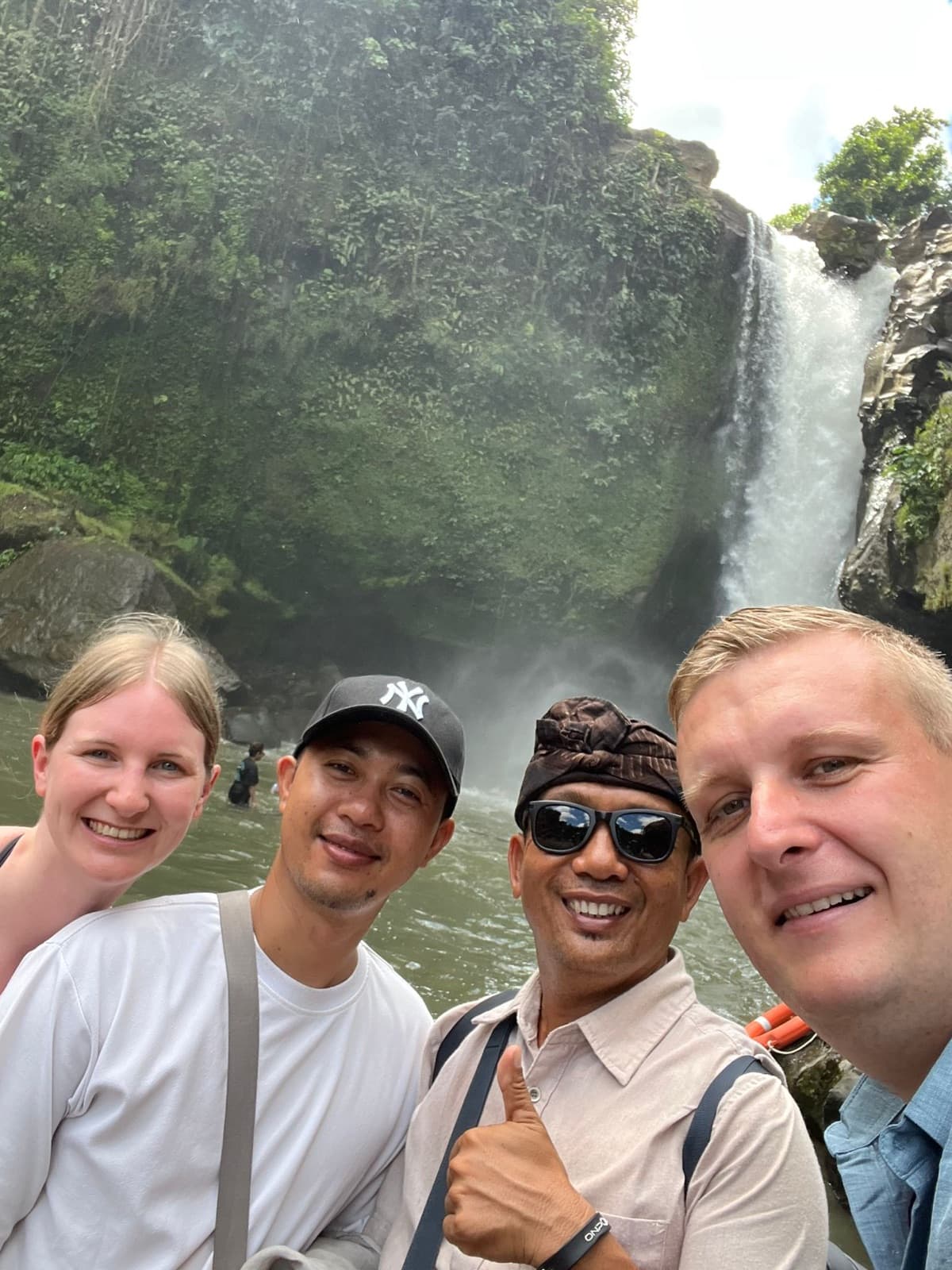 Selfie am Wasserfall