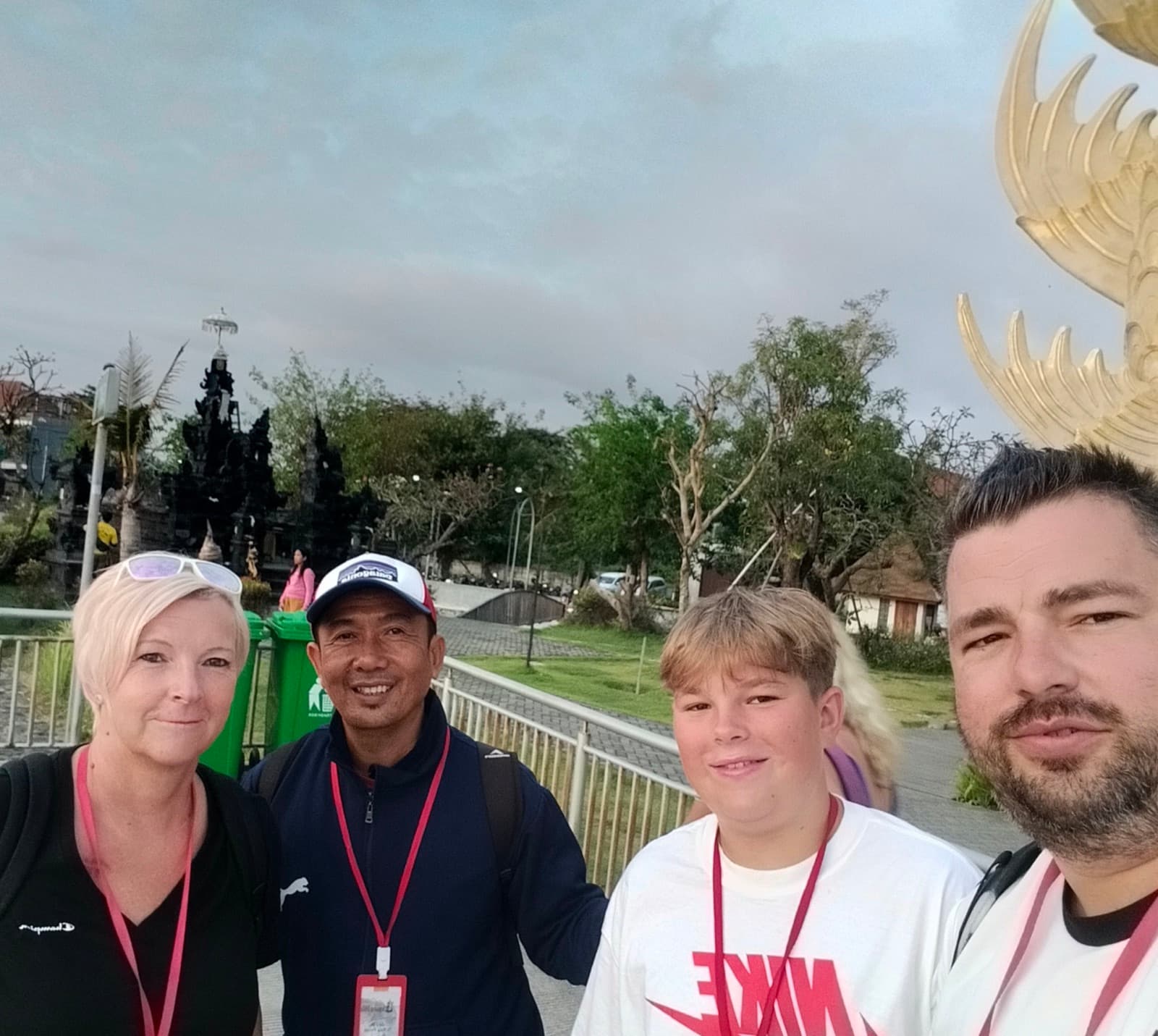 Gruppenfoto unterwegs